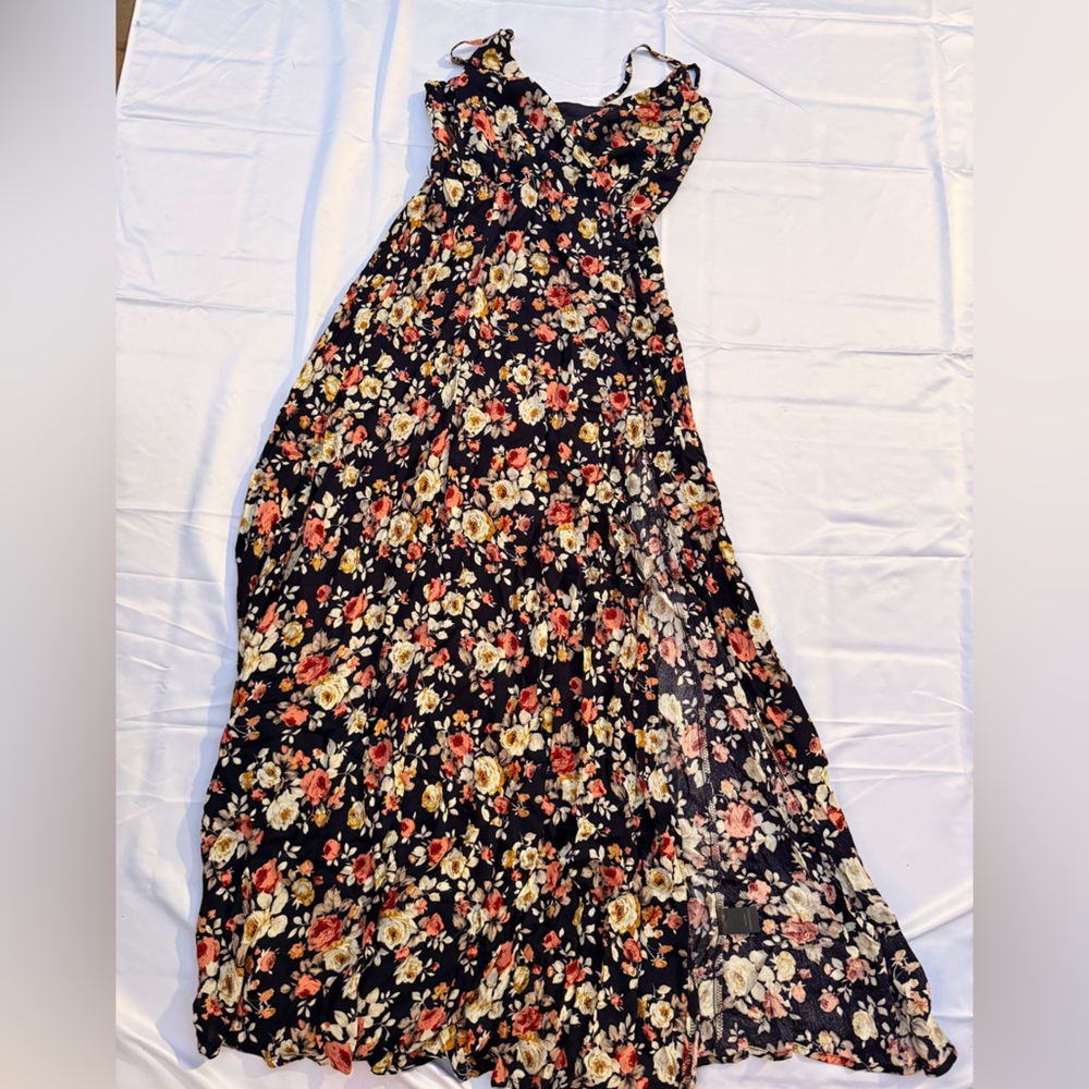 Lulu's Floral Maxi Dress